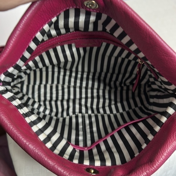 Kate Spade leather crossbody in fuchsia pink - Picture 7 of 10
